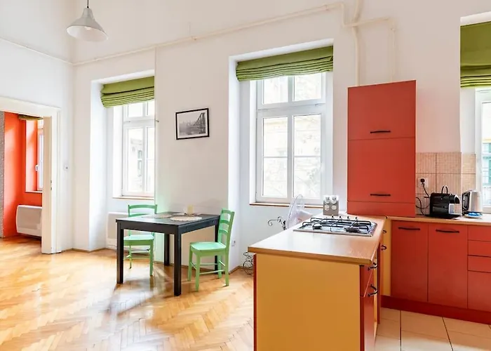 Apartament Quiet At Synagogue