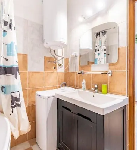 Quiet At Synagogue Apartament *