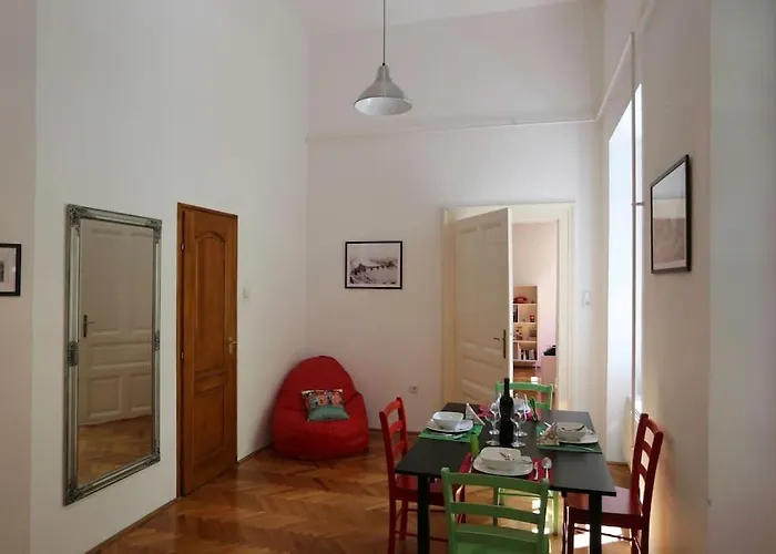 Quiet At Synagogue *