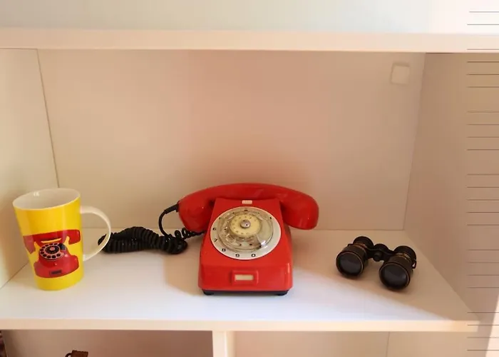 Quiet At Synagogue Budapesta