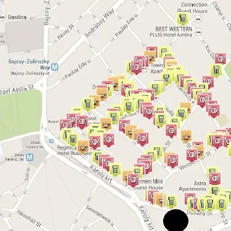 Quiet At Synagogue * בודפשט