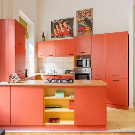 Quiet At Synagogue *