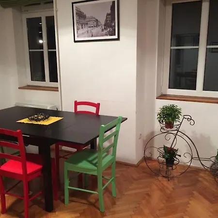 Quiet At Synagogue Appartement Budapest